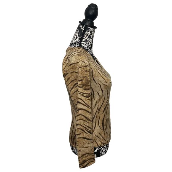 Neiman Marcus 100% Cashmere Tiger Stripe Animal Print V-Neck Sweater - MENDED - Picture 6 of 8